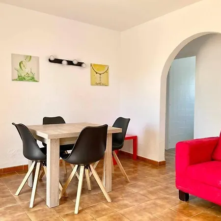 Apartment A Primera Linea En Roses